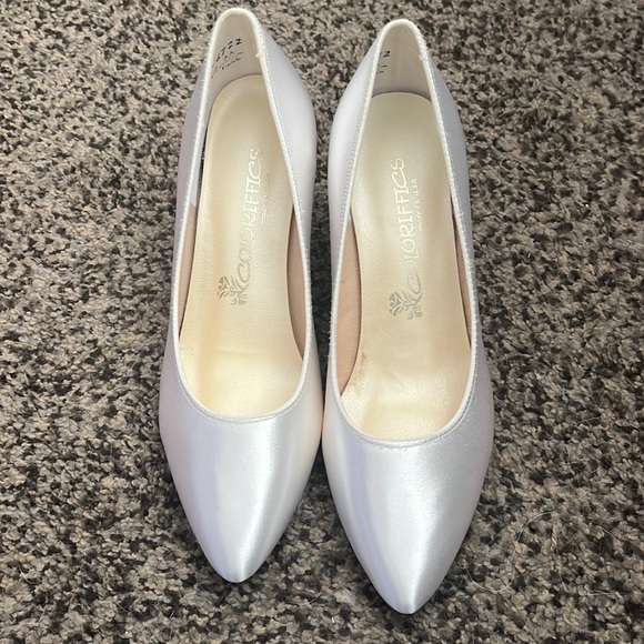 coloriffics Shoes - White satin high heels by coloriffics size 8.5 wedding shoes